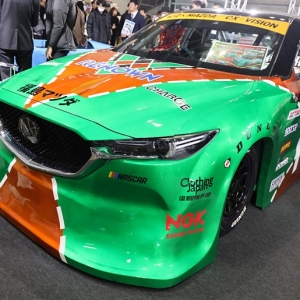 「CX-5」のピックアップ爆誕!? レナウンカラーの「WiZ CXヴィジョン」は学生の探究心に溢れていた ...