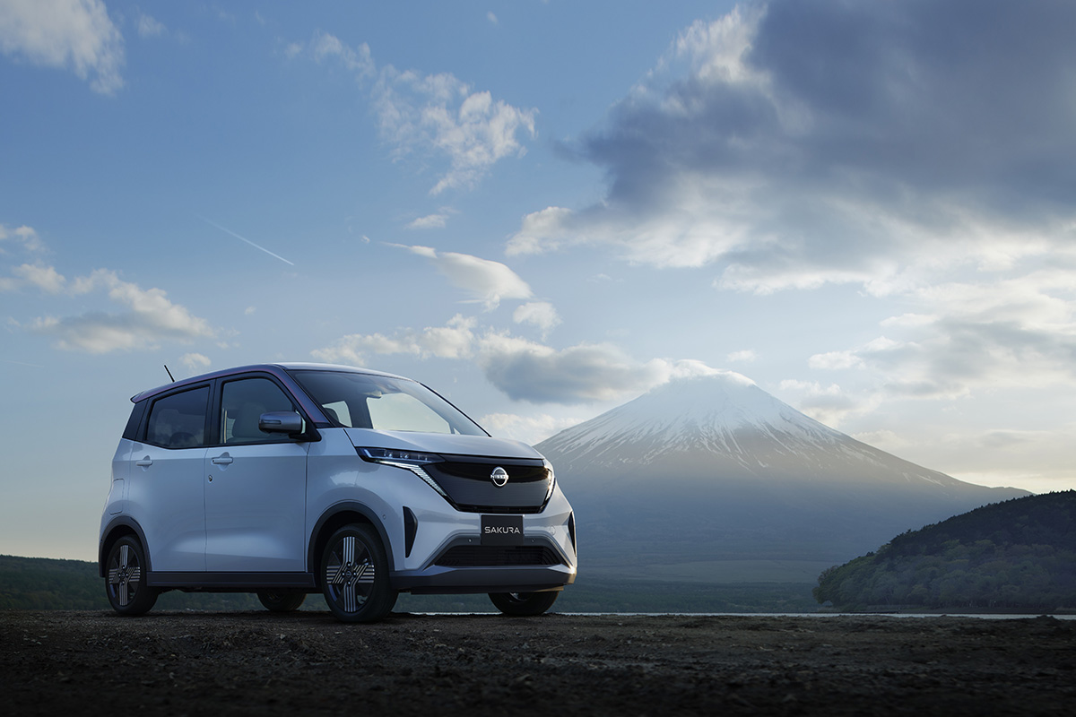 日産の新バッテリー工場建設中断で暗雲？ それでも軽BEVのパイオニア「サクラ」の新型が必ず登場すると言えるワケ